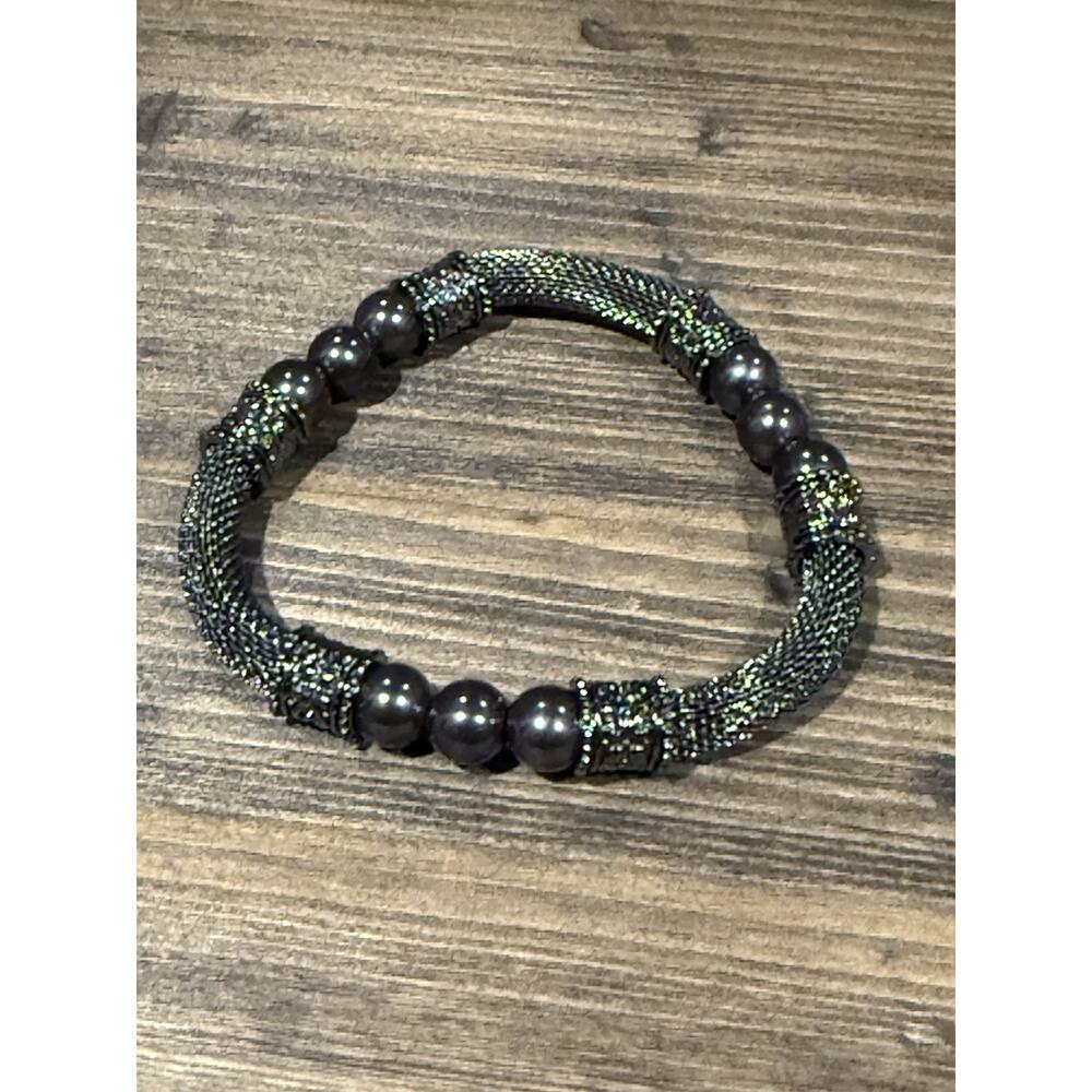 Silver Black Beaded Elastic Bracelet With Chic Charms